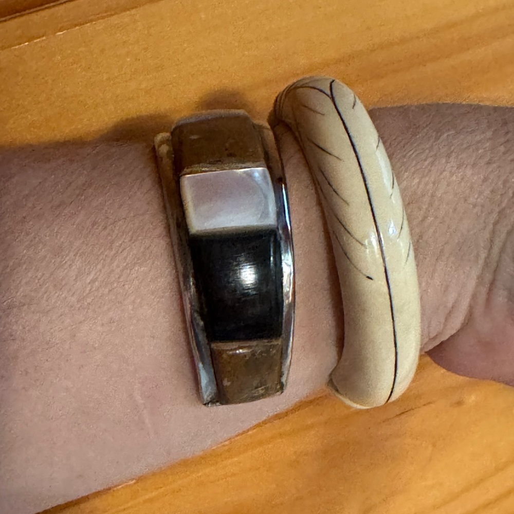 Vintage Carved Resin Cuff Bracelet - Women Jewelry